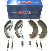 Knott Brake Shoe Axle Pack: 203x40 A/R