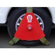 Bulldog Titan Wheel Clamp: 13"-15" Wheels - flat trim/alloys
